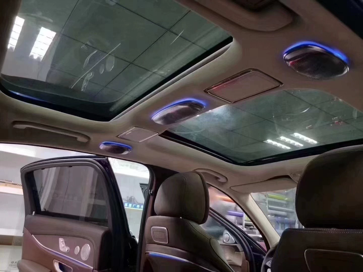 Tampa de teto iluminada para Mercedes-Benz S-Class; Conjunto de luzes ambiente para sistema de som Berlin Sound da Mercedes-Benz C/E/GLC/GLE/GLS