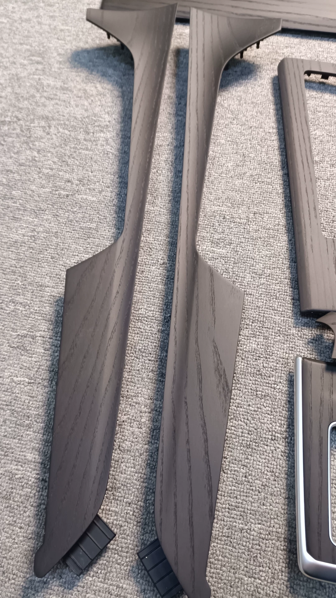 Kit de Modificação para Interior em Madeira de Cedro para Audi A6L C8 Conjunto de 9 Peças para Atualização com Revestimento de Madeira Maciça para Modelos 18-23 Placa Decorativ