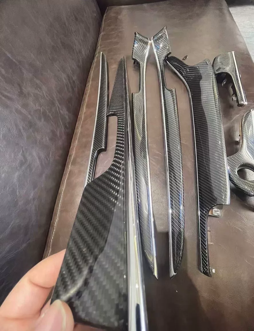 Jeep Grand Cherokee Carbon Fiber Interior Trim Kit – Premium Factory-Fresh Upgrade