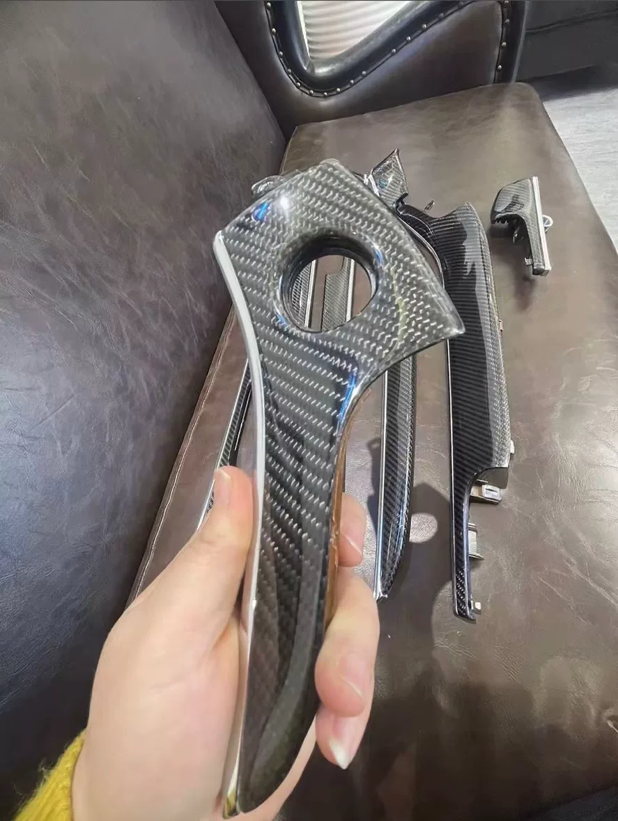 Jeep Grand Cherokee Carbon Fiber Interior Trim Kit – Premium Factory-Fresh Upgrade