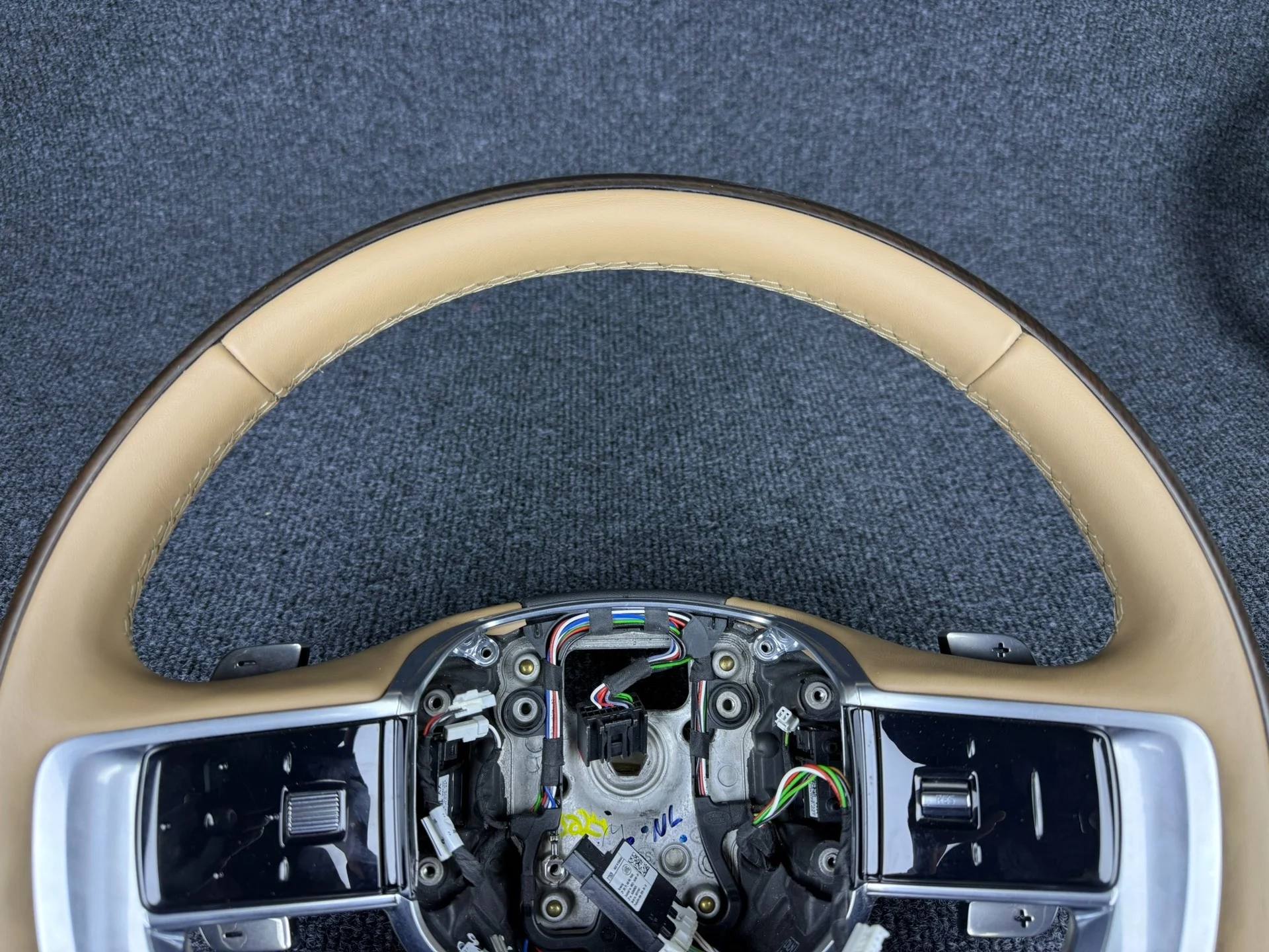 Volante de madera auténtico para Land Rover Range Rover Executive – Compatible con los modelos Range Rover, Defender y Discovery 5 de 2023–2024
