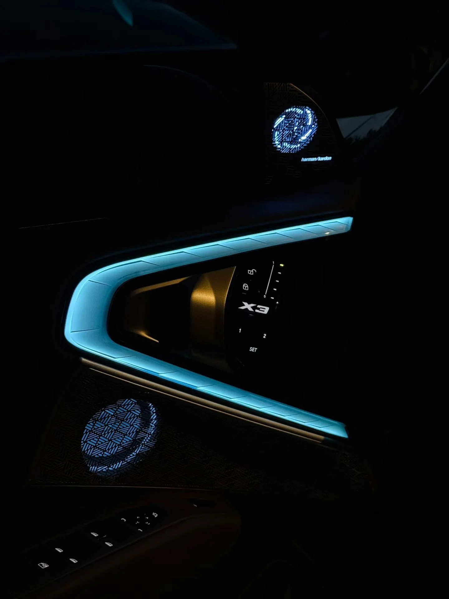 Grelhas de Alto-Falantes Iluminadas para BMW X3 G45 G48