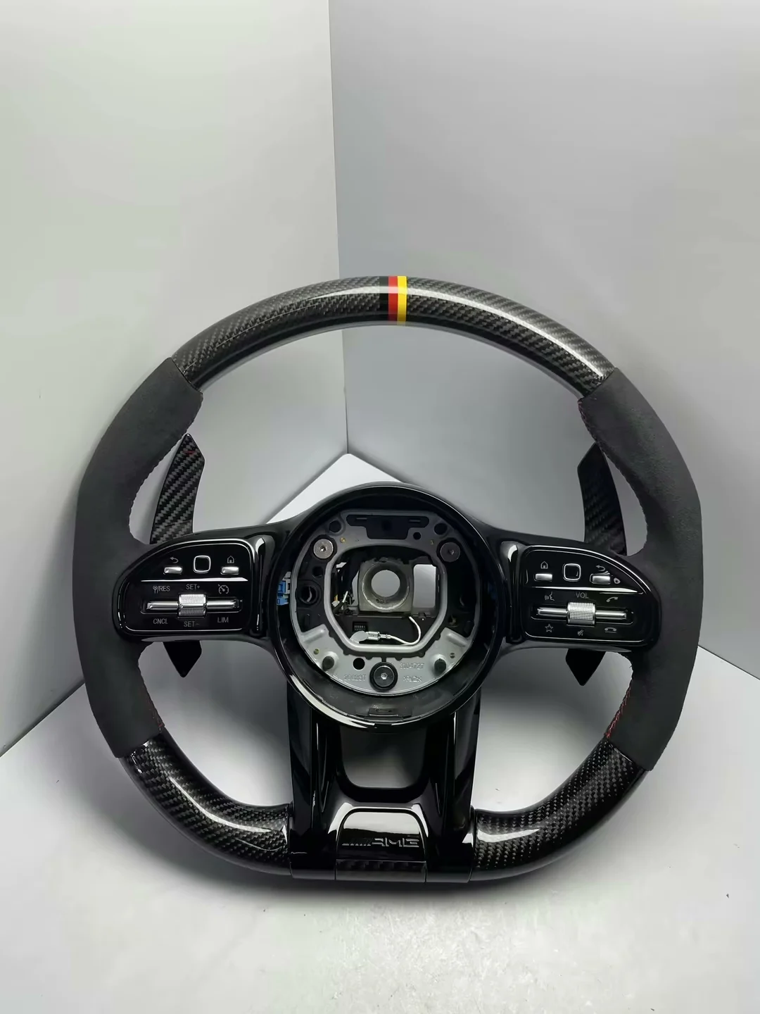 Genuine AMG-Style Carbon Fiber Steering Wheel Assembly for Mercedes-Benz – Plug-and-Play Upgrade for A/B/C/E/S/GLC/GLE/GLS/G-Class