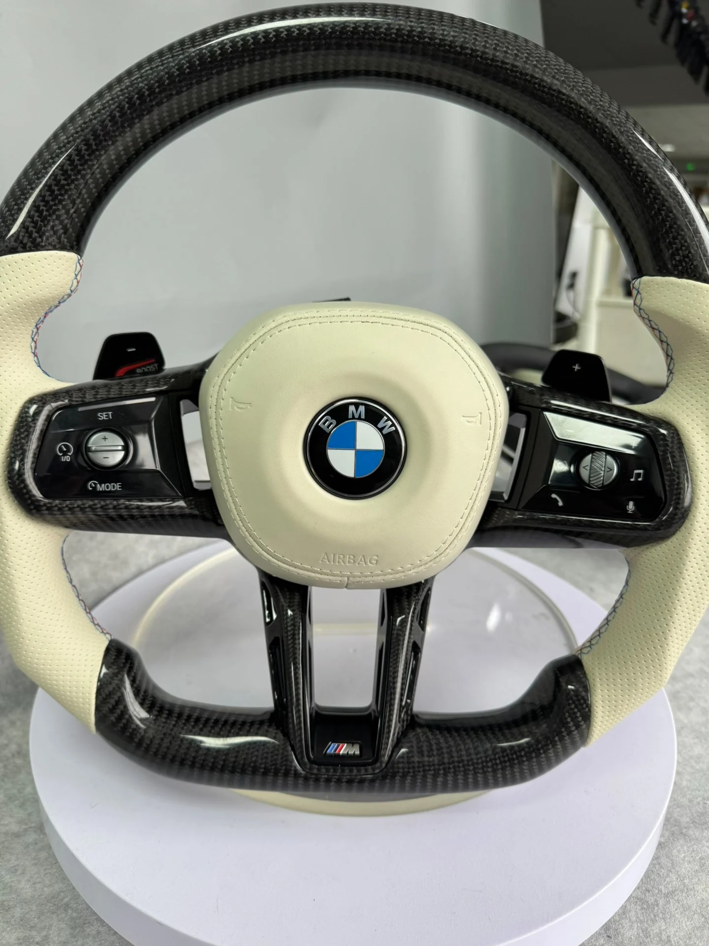 Brand-New BMW iDrive 8 Carbon Fiber Steering Wheel – Plug-and-Play for F-Series & G-Series Models