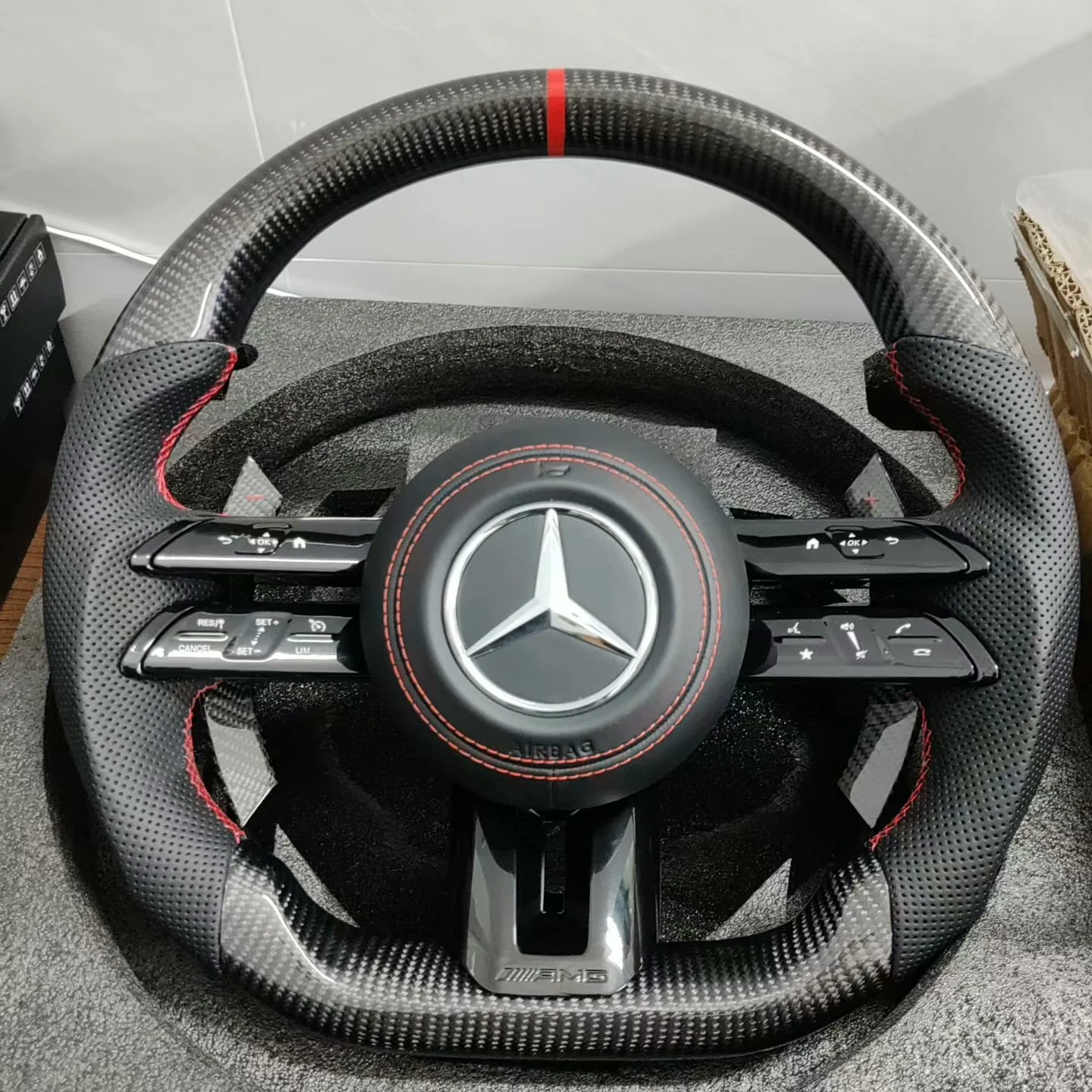 Mercedes-Benz W204/W212/W221 AMG Style Carbon Fiber Steering Wheel (2010–2023)