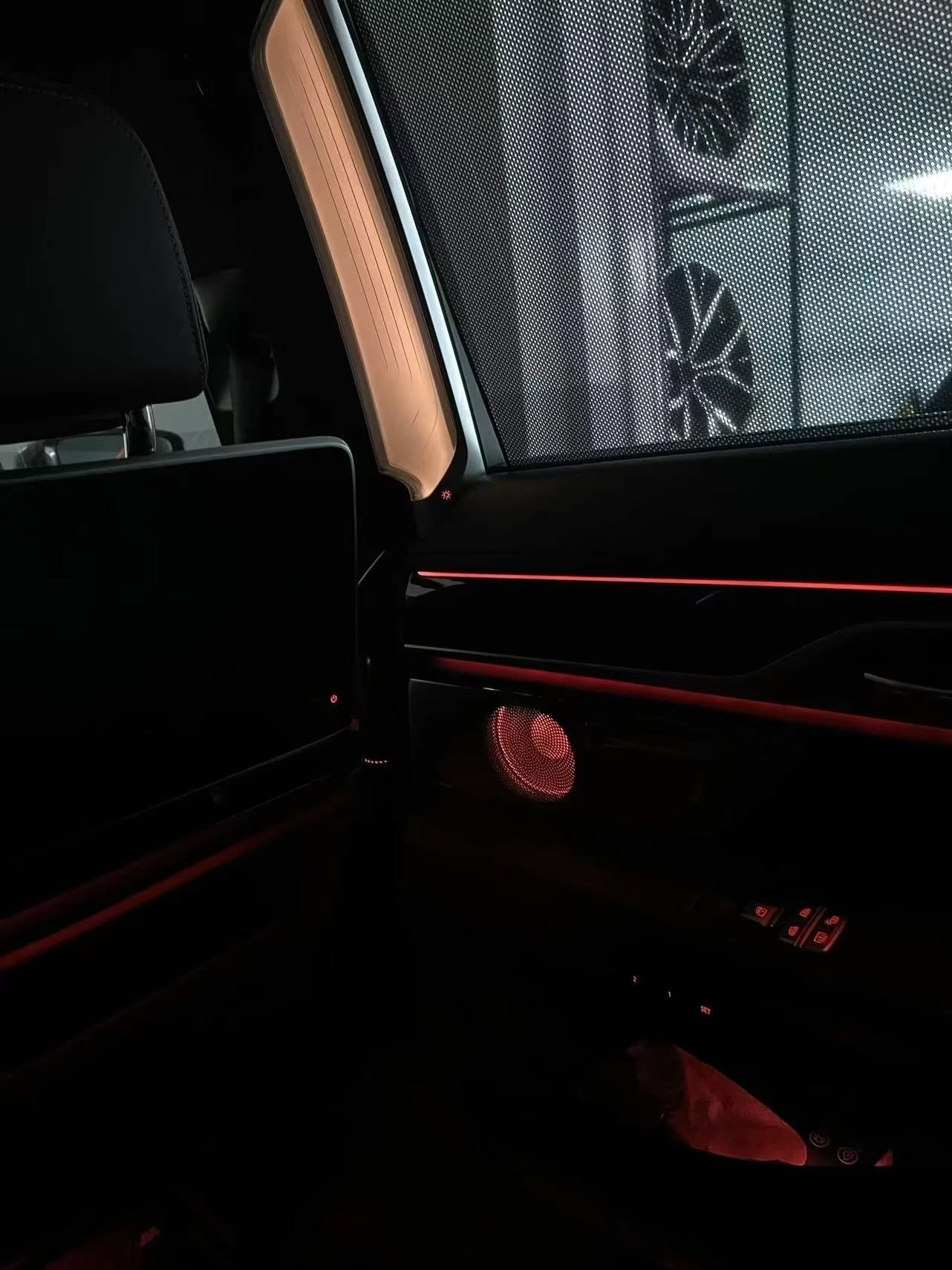 Kit de luz ambiental para la rejilla del altavoz iluminada del BMW Serie 7 G12 – Sincronización de color compatible con fábrica