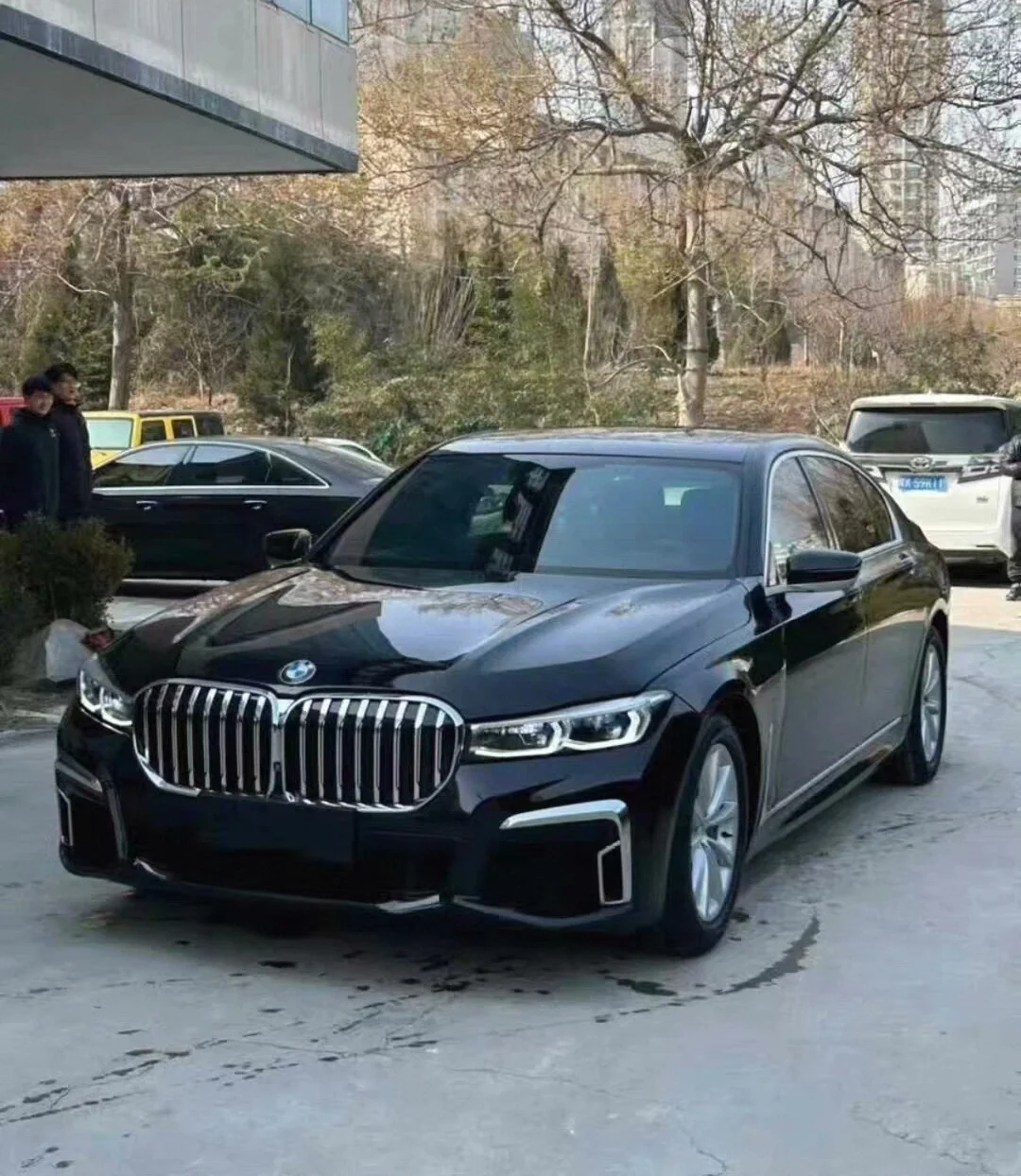Kit de renovación para BMW Serie 7 (2016-2018) – Parachoques delantero, parrilla y faros LED adaptativos para el aspecto de los modelos 730i/740i de 2019–2022