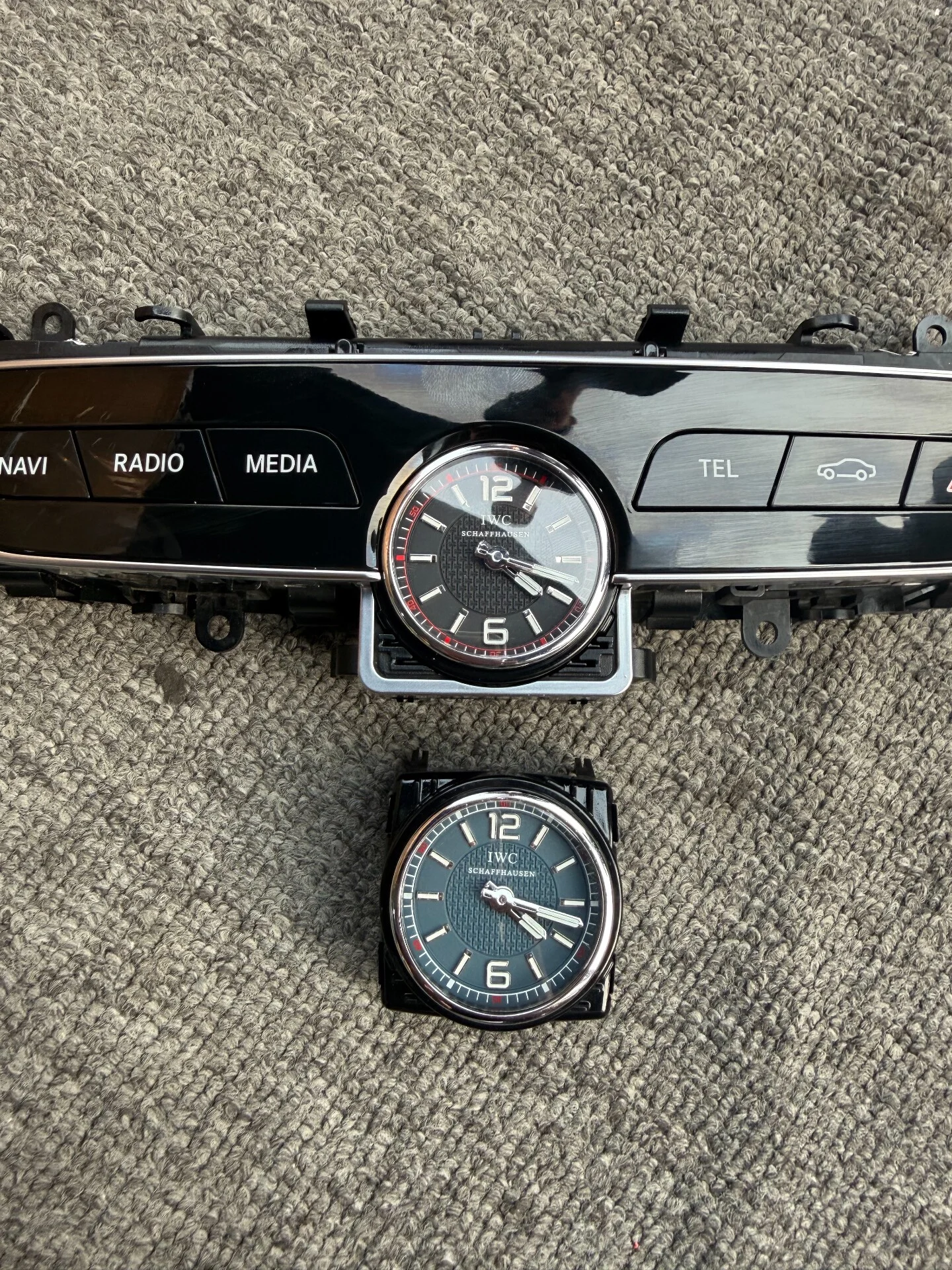 Kit de relógio analógico genuíno da Mercedes-Benz para as classes C (W205), E (W213) e GLC (W253) – atualização do relógio de painel no estilo de fábrica