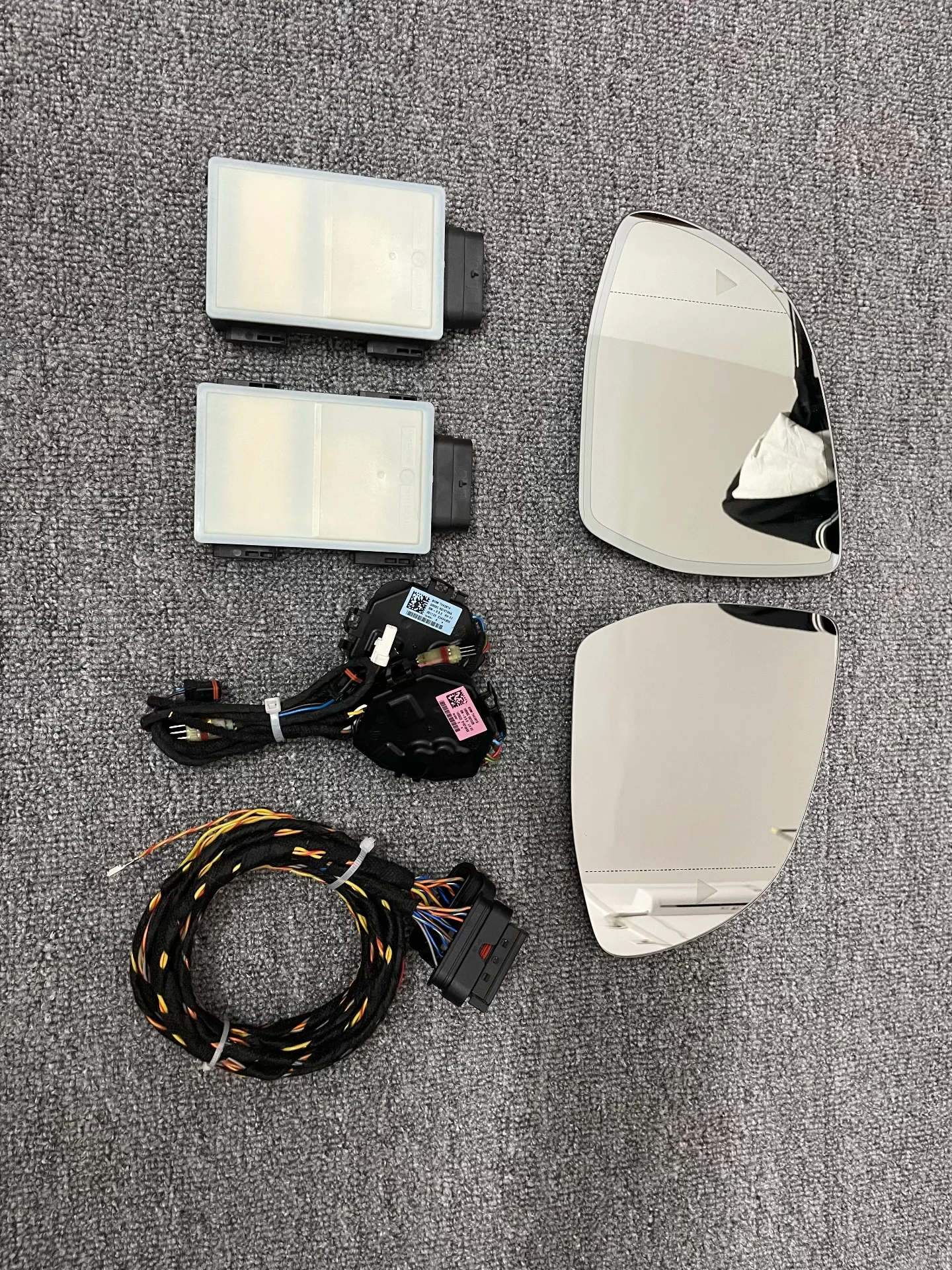 BMW Genuine Blind Spot Detection System for G-Series Models (Lane Change Assistant)