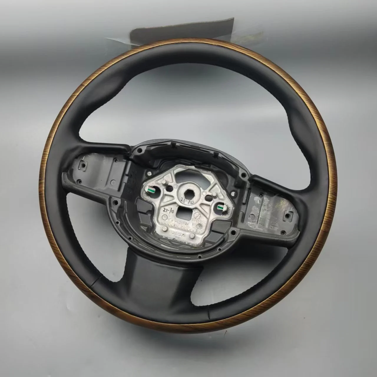 Genuine Volvo Steering Wheel Upgrade Kit for XC90, XC60, S90, S60 – Custom Wood Trim & Leather Options