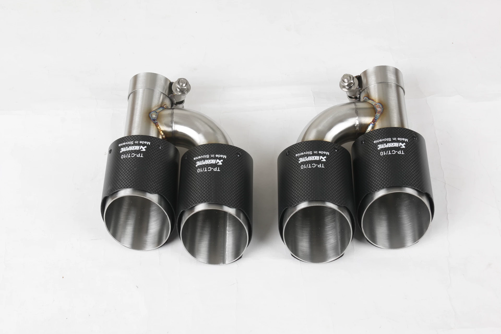 Audi A4/A5/A6/A7 Quad Carbon Fiber Tailpipes – USU304 Stainless Steel + Carbon Fiber