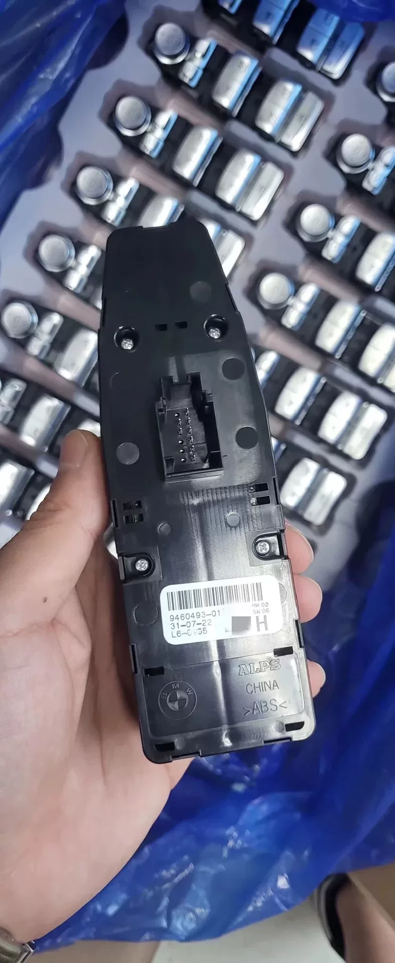 Genuine BMW Power Window Switch – Direct Replacement for 3 Series, 5 Series, 6 Series, X3, X4 & X7 (G-Chassis)