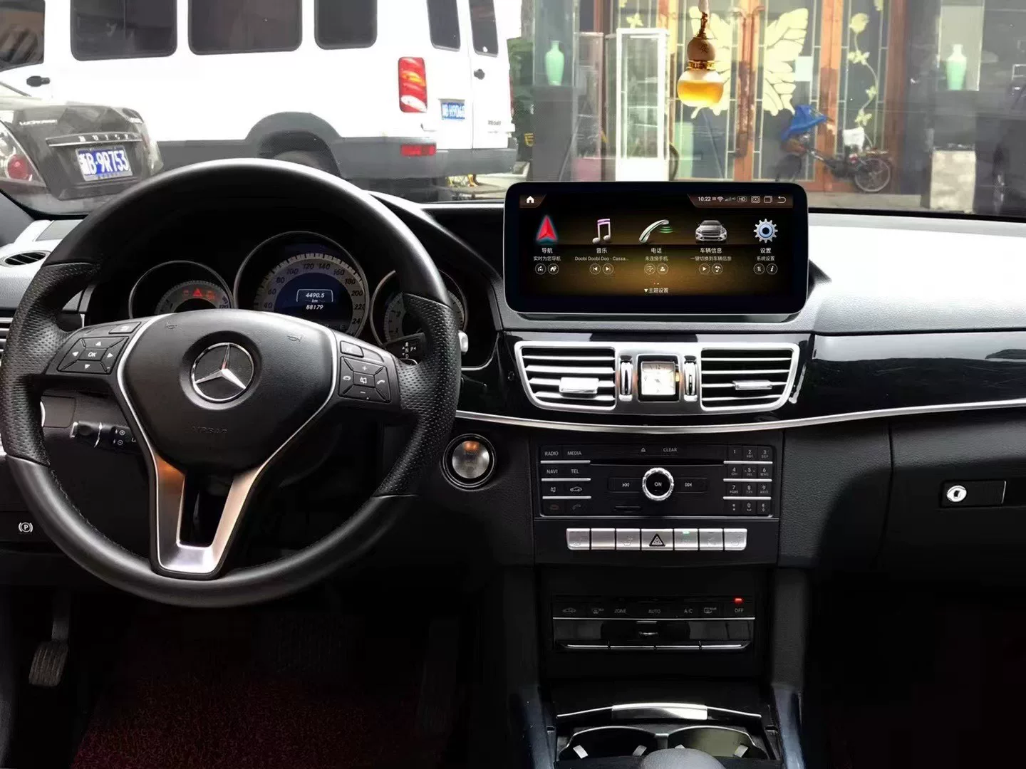Upgraded Android 11 Infotainment System for Mercedes-Benz E-Class (W207/W212, 2009–2016) – 12.3" HD Touchscreen with Wireless CarPlay, 4G LTE, and Full Vehicle Integration
