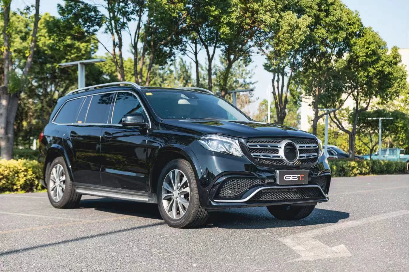Mercedes-Benz GL (2013–2015) GLS Body Kit Conversion Package – OEM-Fit Front Bumper Lip, Side Skirts & Rear Diffuser