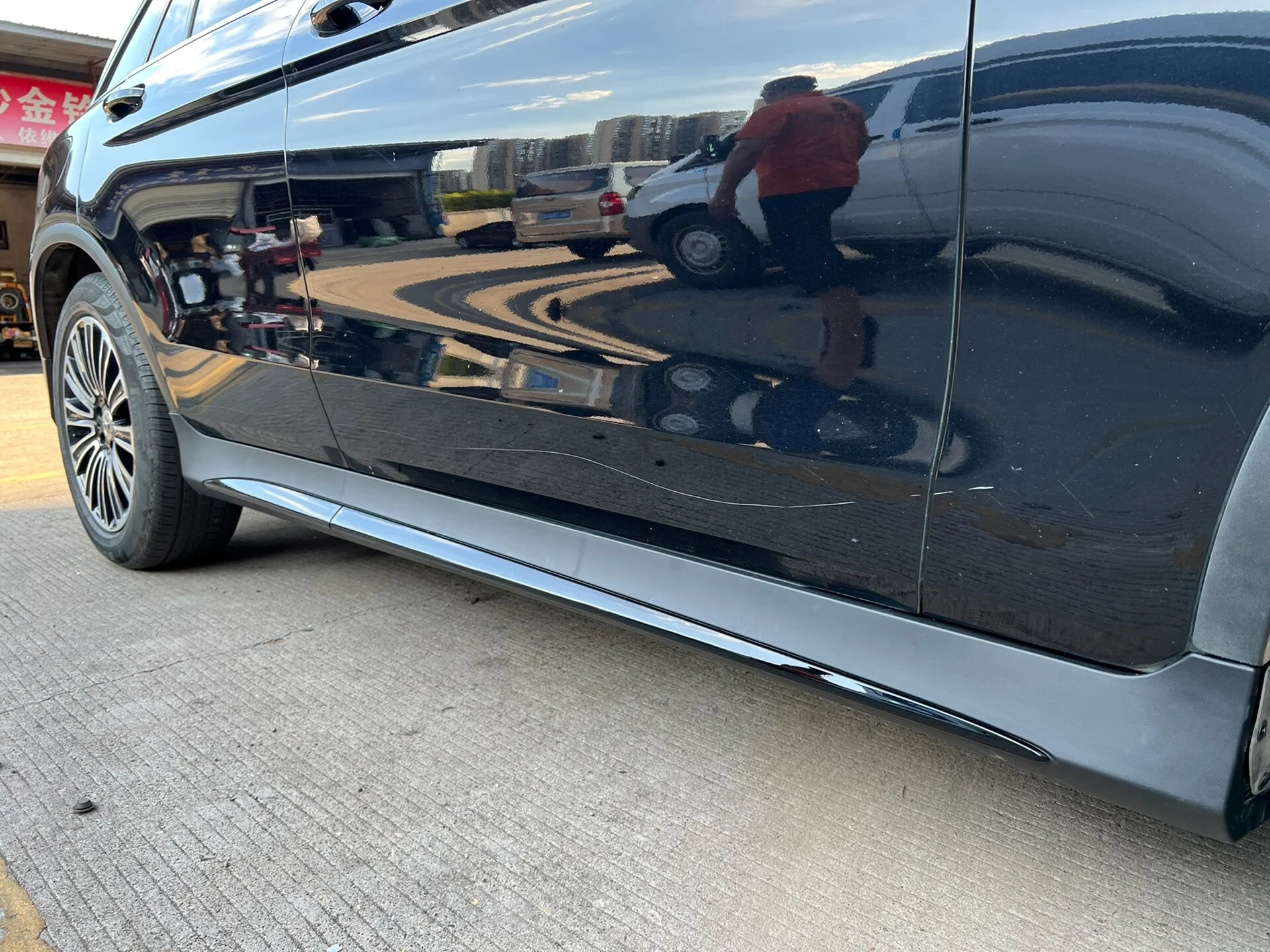 Saia lateral GLC 43/63 S para kit de carroceria AMG da Classe GLC da Mercedes-Benz