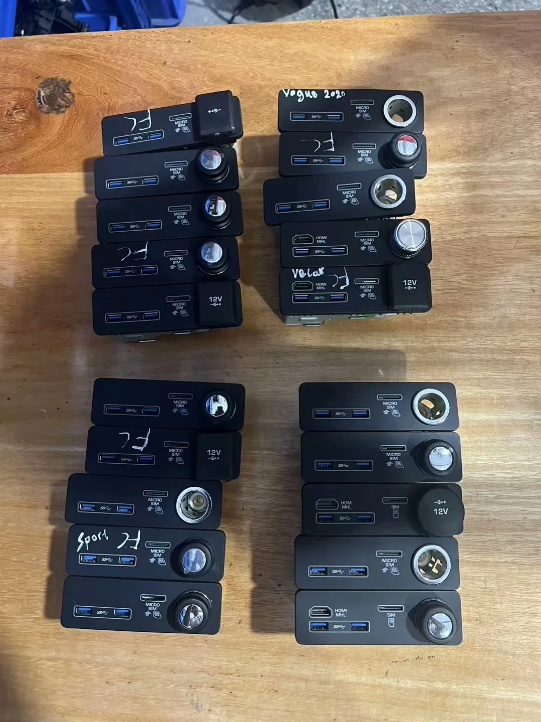 Land Rover Jaguar OEM in-car USB socket (including cigarette lighter base)