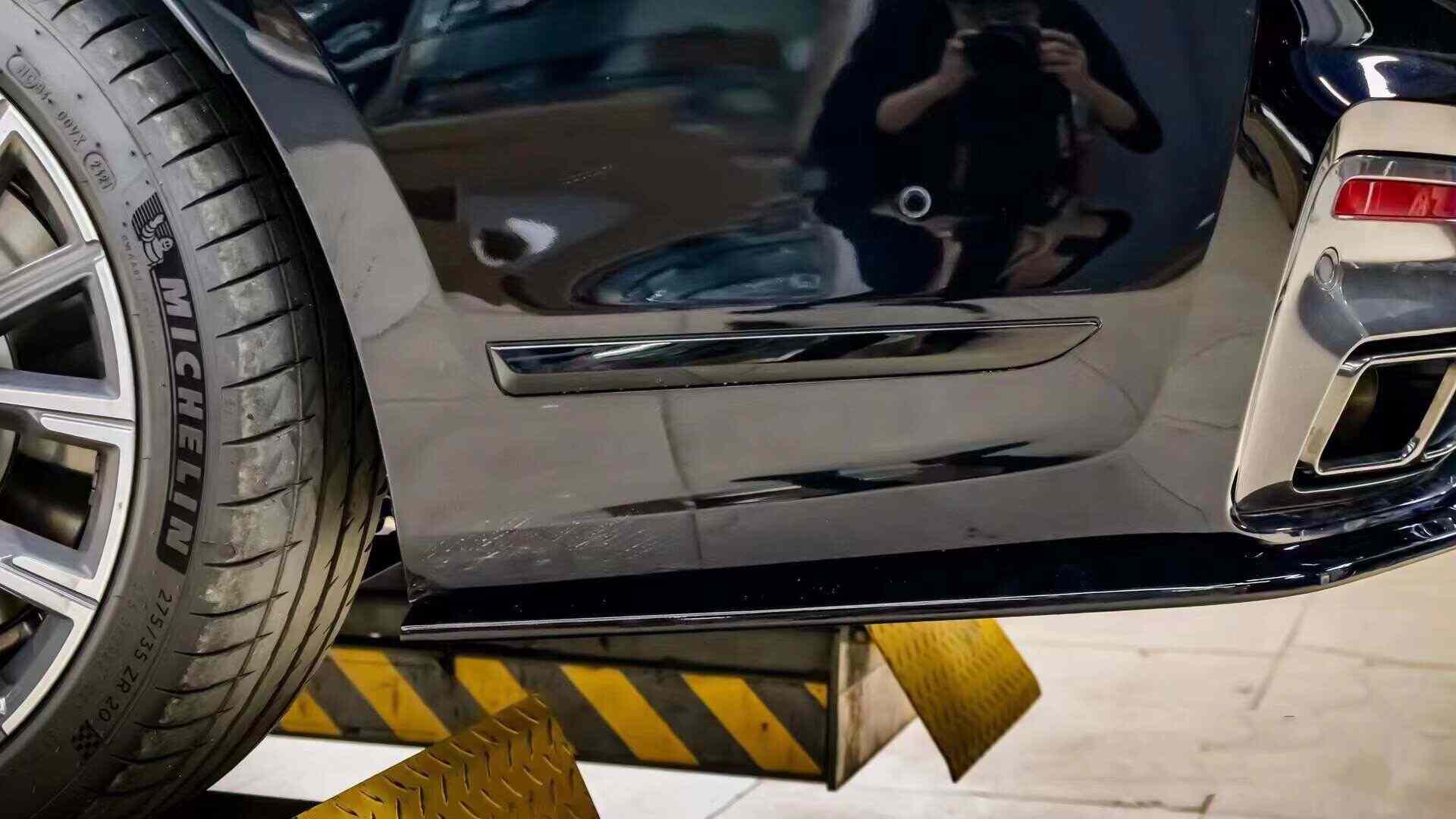 BMW 7 Series (G11/G12) Rear Diffuser Lip – Gloss Black or Carbon Fiber Texture Finish
