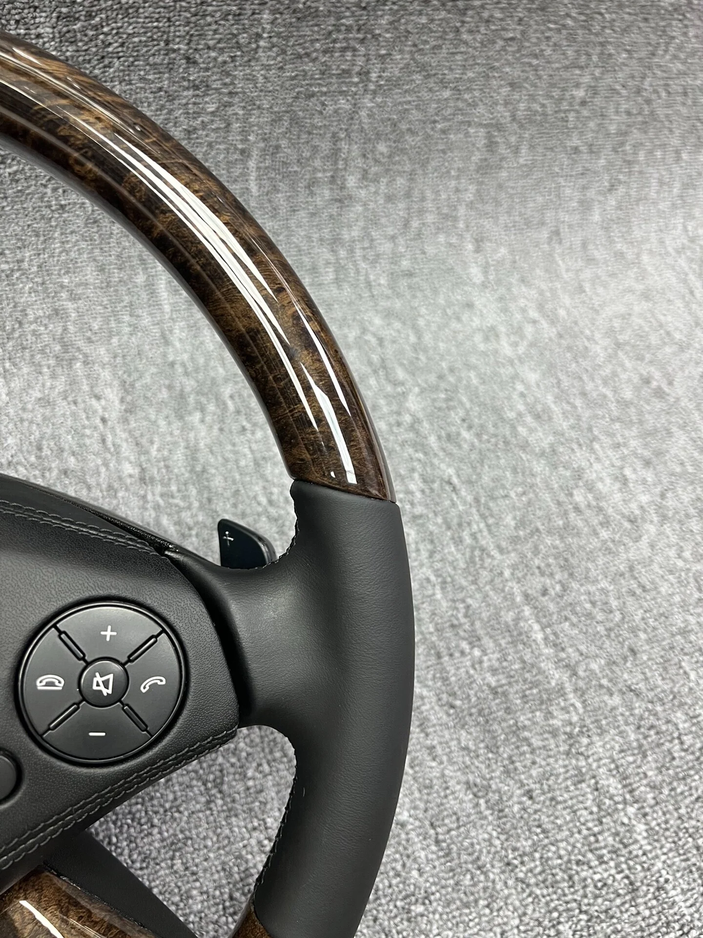 Genuine Wood Steering Wheel for Mercedes-Benz S-Class W221 (2005–2013)