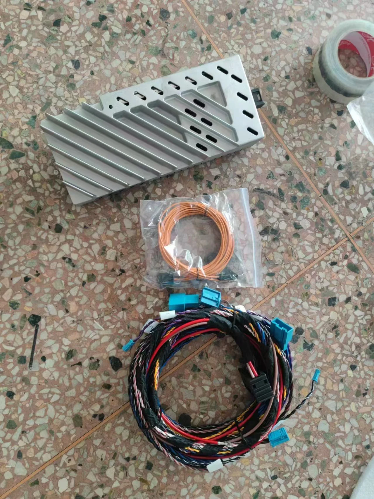 Sistema de Áudio Premium BMW Harman Kardon – Kit Completo de Alto-Falantes OEM com Amplificador e Subwoofer