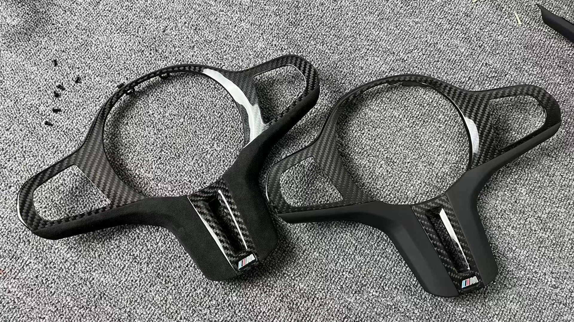 Capa de Volante em Fibra de Carbono para Modelos da Série G da BMW (G20, G30, G01, etc.)