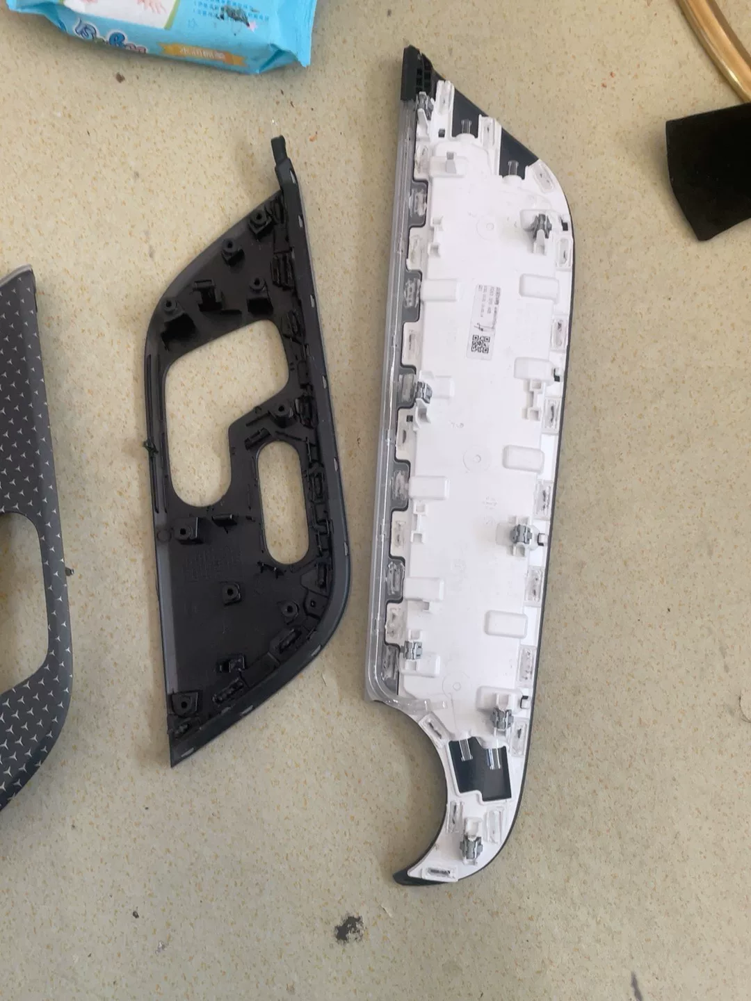 Mercedes-Benz GLA/GLB (X247) Illuminated Seat Control Panel with Starry Night Ambient Lighting Trim for Passenger Side