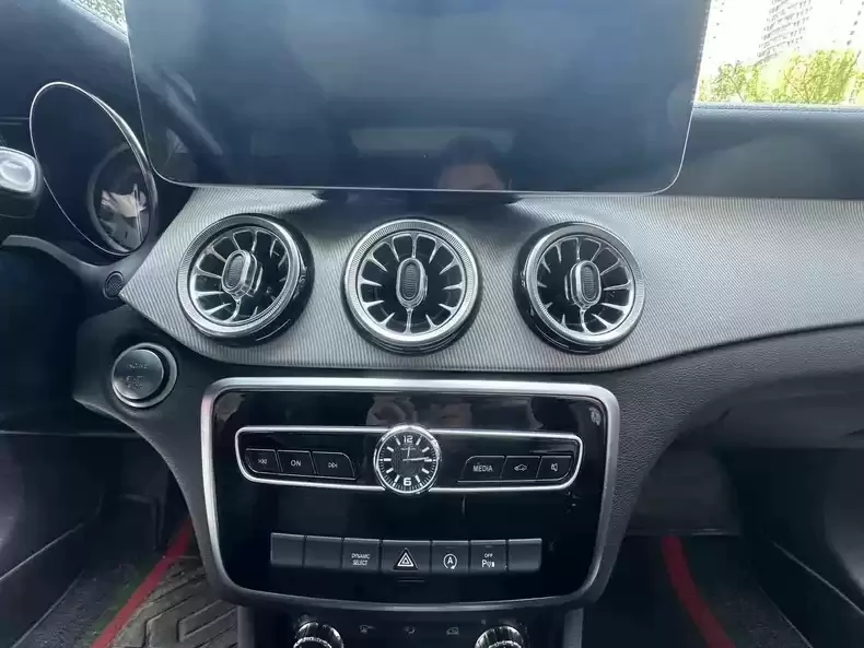 Substituição moderna do painel de relógio LED para o painel do Mercedes-Benz – atualização elegante para os modelos CLS, Classe E, Classe C, GLA, GLC (antigo GLK), GLE, SLK e ML