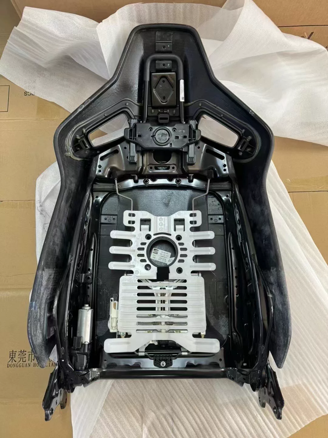 Audi GT Track Edition All-Carbon-Fiber Seats
