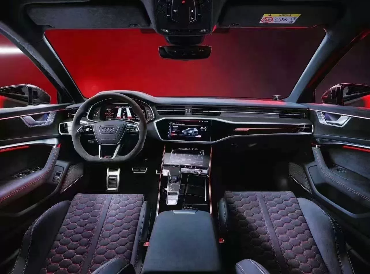 Audi GT Track Edition All-Carbon-Fiber Seats