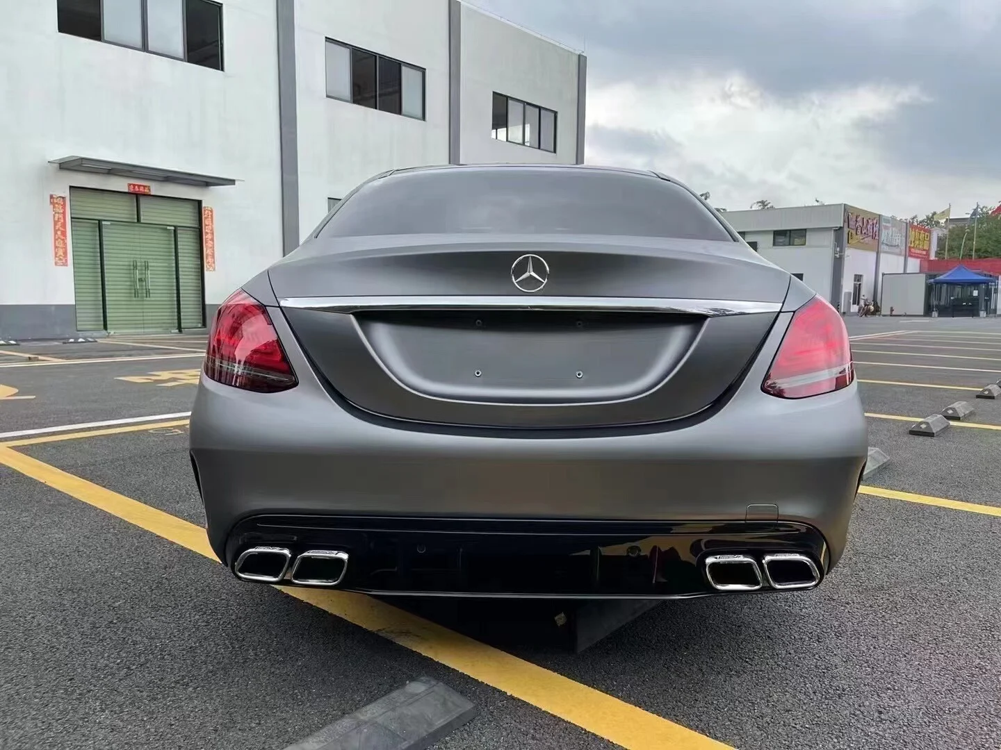 W205 Mercedes-Benz C-Class C63-Style Rear Diffuser & Dual Exhaust Tips Kit