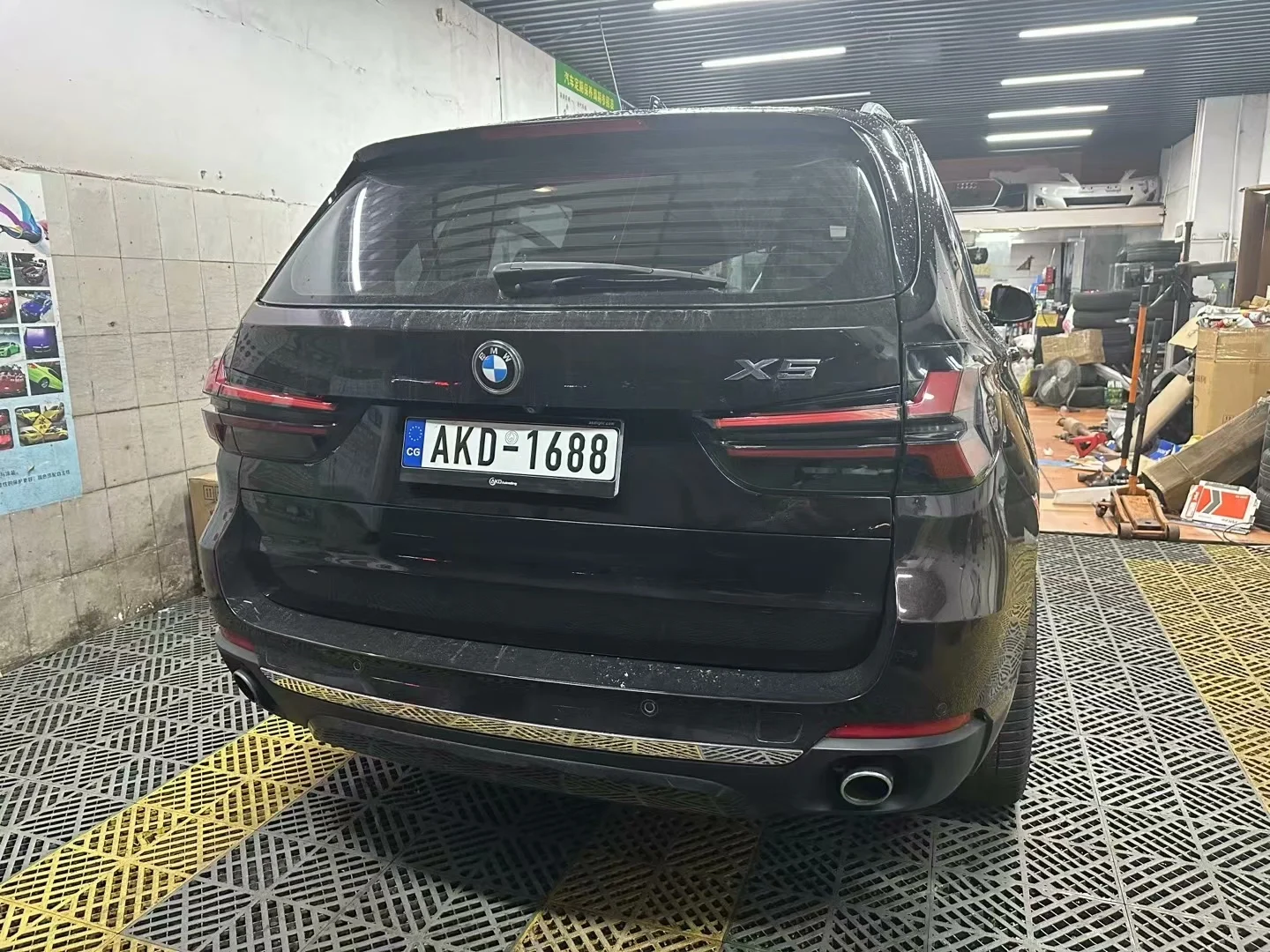 Conjunto de lanternas traseiras LED para BMW X5 F15 (2014–2018) (com função de luz de marcha-atrás)