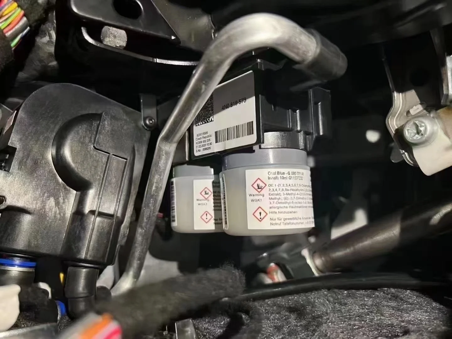 OEM-Style Aroma & Ionizer System for Audi A6 C8 (2019–2024) – Touchscreen Control, Adjustable Scent Intensity