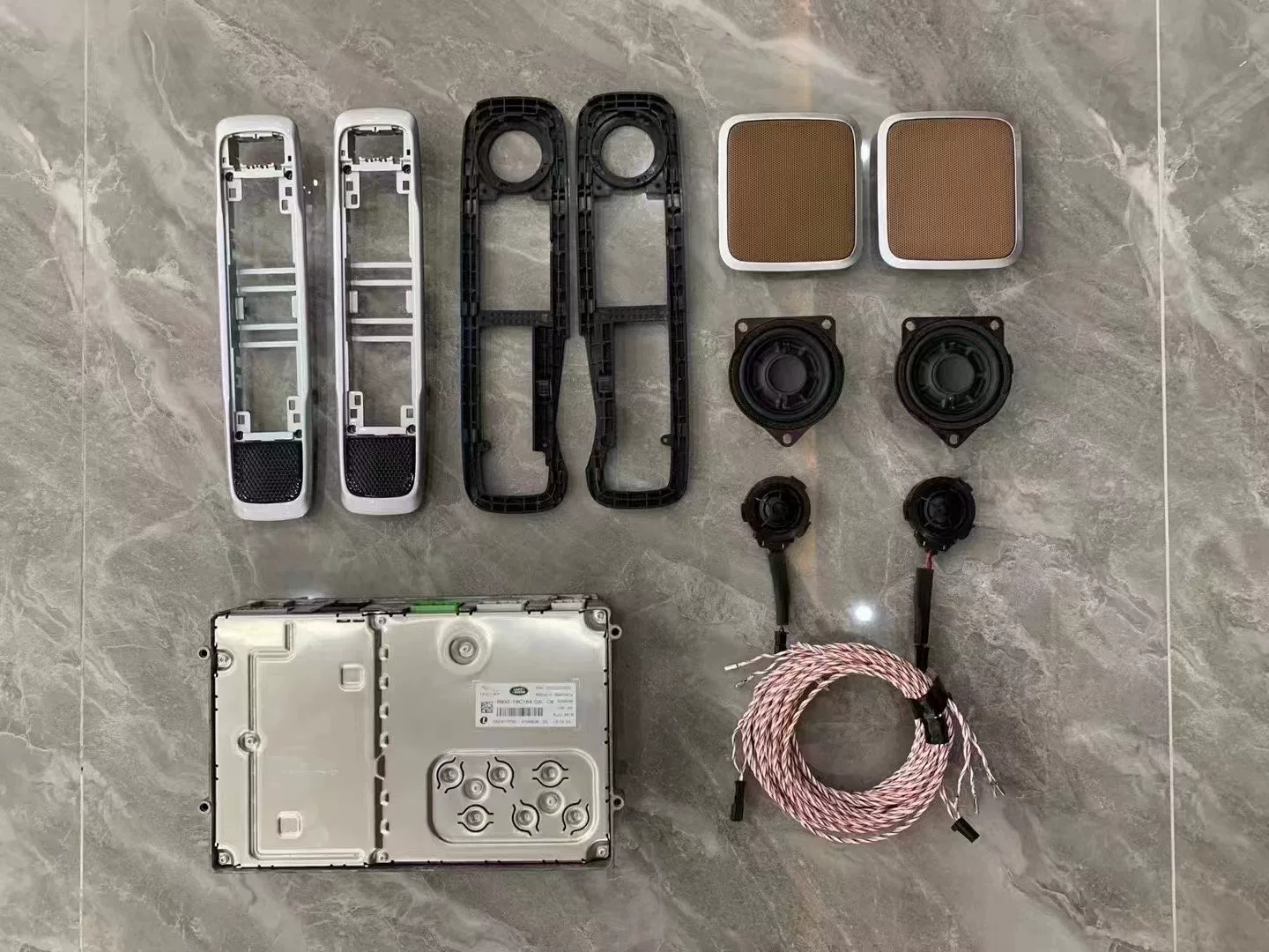 Jaguar Land Rover Premium Meridian Audio Systems – Genuine UK-Sourced Factory Audio