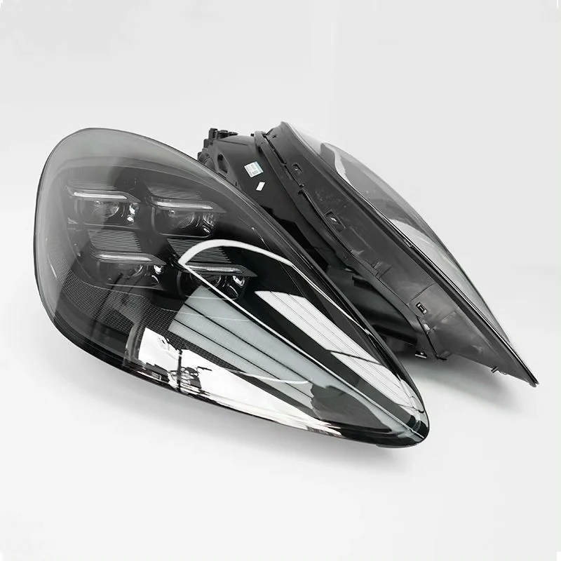 Porsche Cayenne 2011–2017 Retrofit Matrix LED Headlights (2021 Model Style)