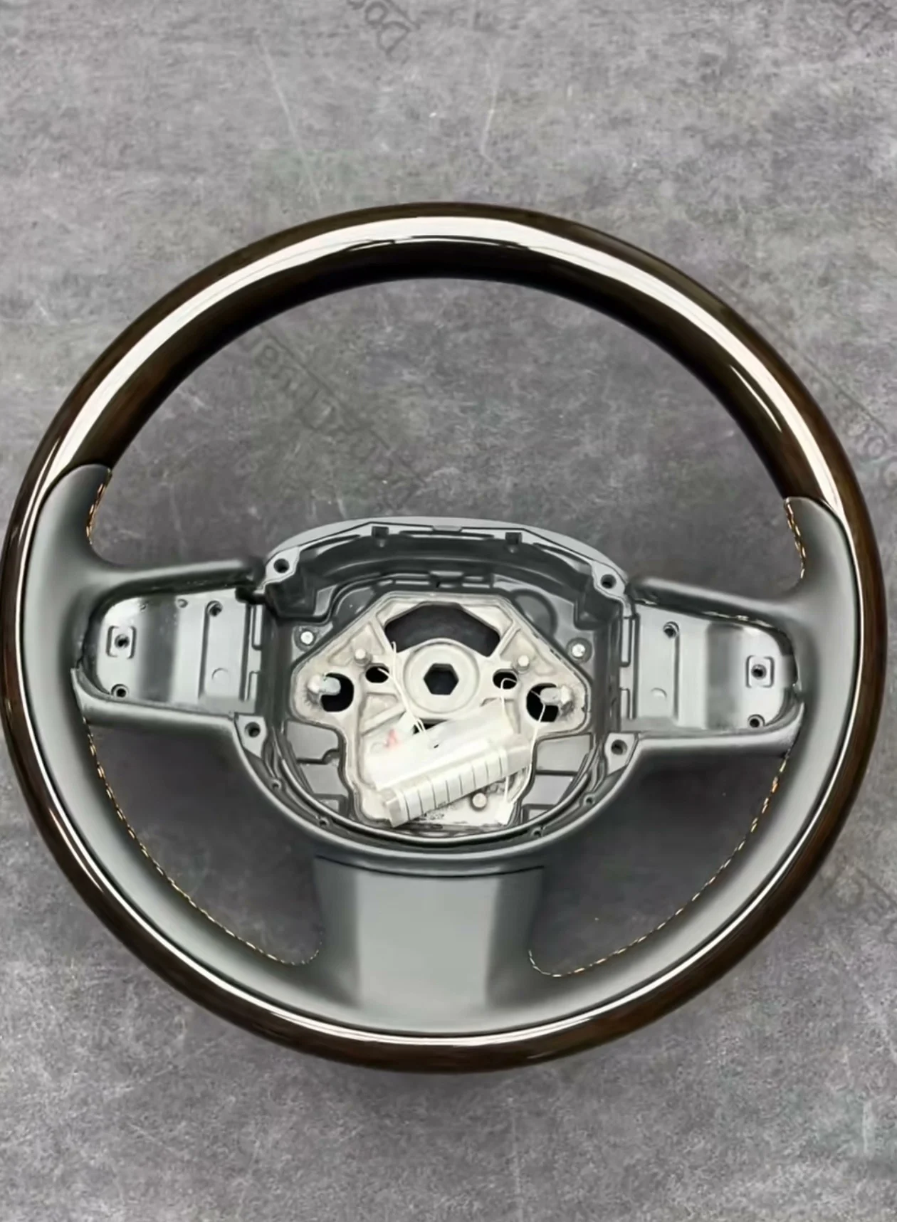 Handcrafted Genuine Wood Steering Wheel for Volvo XC90 & XC60