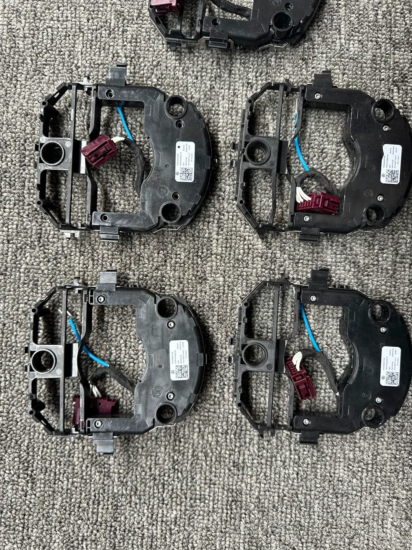 Mercedes-Benz Steering Wheel Protocol Adapt for _ _____ ______ (809) Upgrade to 801-Style Steering Wheel