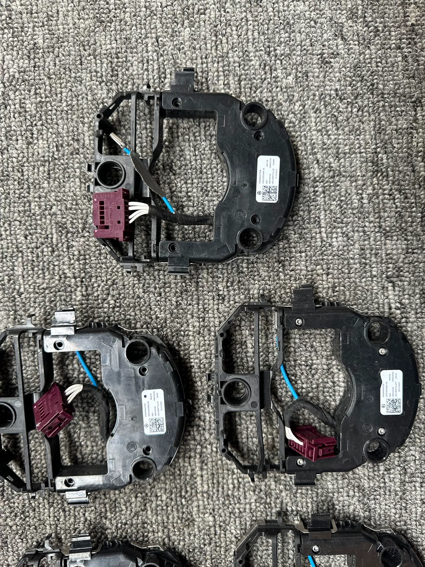 Mercedes-Benz Steering Wheel Protocol Adapt for _ _____ ______ (809) Upgrade to 801-Style Steering Wheel