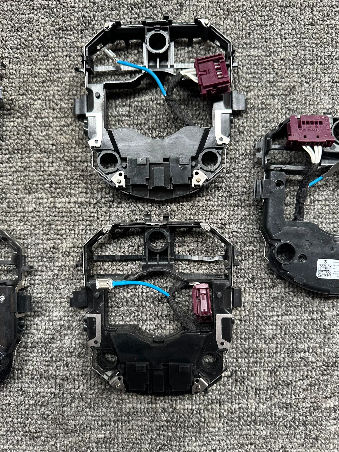 Mercedes-Benz Steering Wheel Protocol Adapt for _ _____ ______ (809) Upgrade to 801-Style Steering Wheel