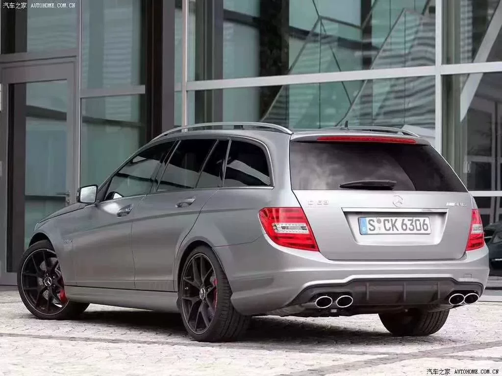 Mercedes C-Class W204 & Estate AMG Body Kit (C63 Style)