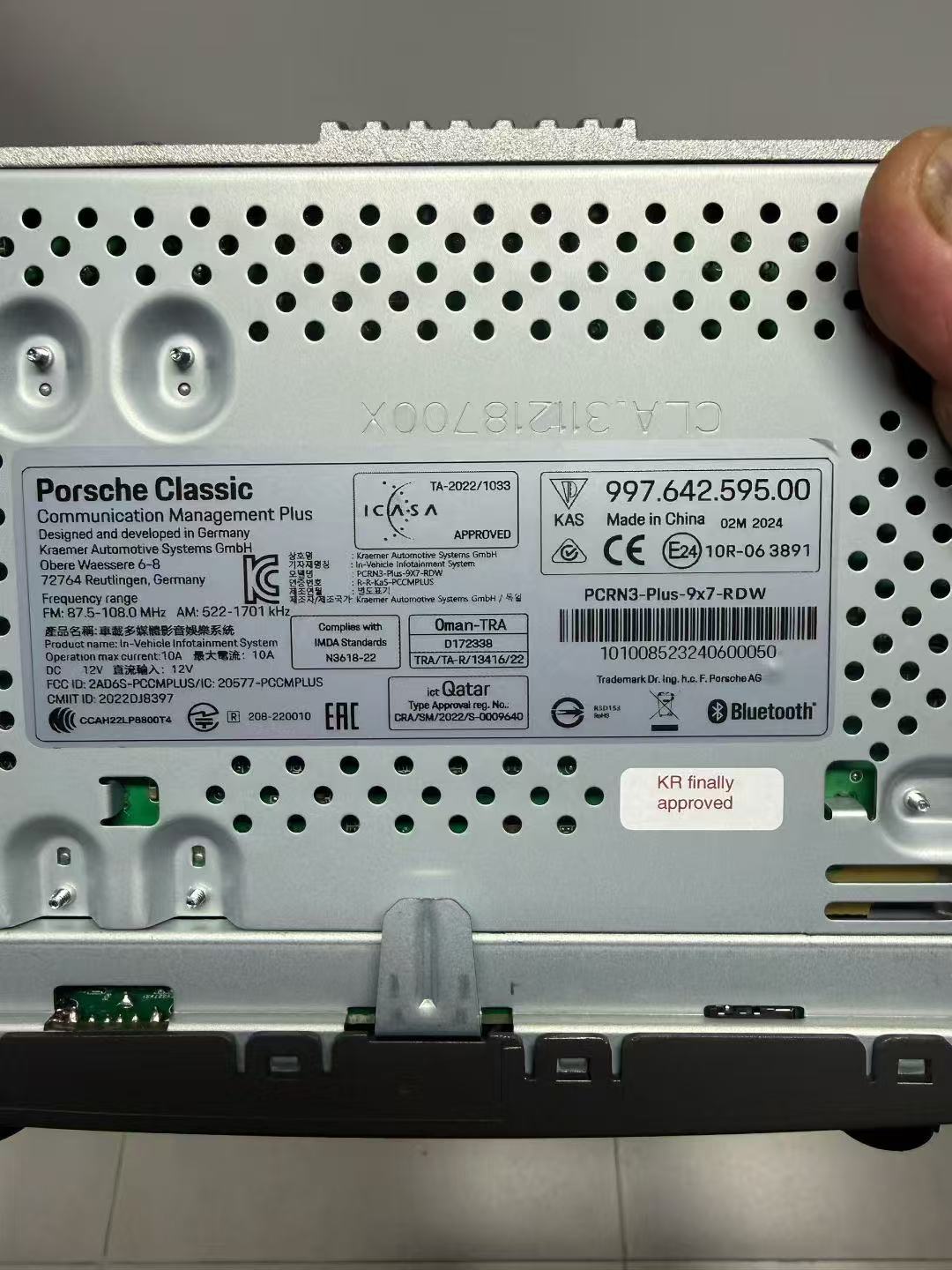 Genuine Porsche 997 PCM (Gestión de Comunicación de Porsche) Head Unit - Factory-Fresh, Apple CarPlay Ready, Backup Camera Compatible