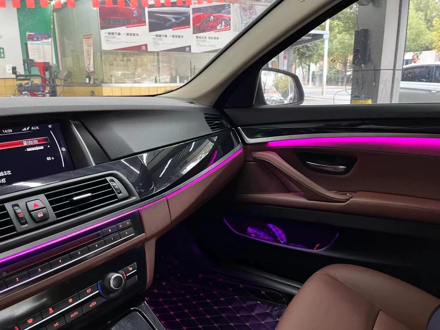BMW F18/F02 Interior Ambient Lighting Kit – 18-LED Full-Car RGBW System with Dual-Zone App Control & OEM iDrive Integration