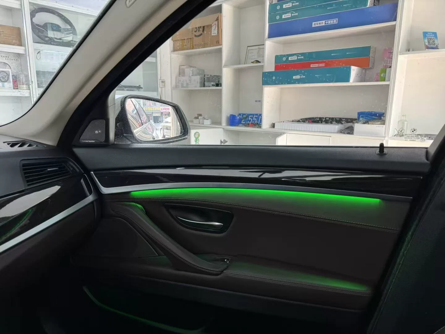BMW F18/F02 Interior Ambient Lighting Kit – 18-LED Full-Car RGBW System with Dual-Zone App Control & OEM iDrive Integration