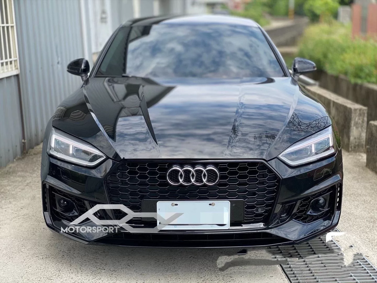 2017–2020 Audi A5 / S5 RS5-Style Front Bumper Kit with Gloss Black Lip & Interchangeable Grille
