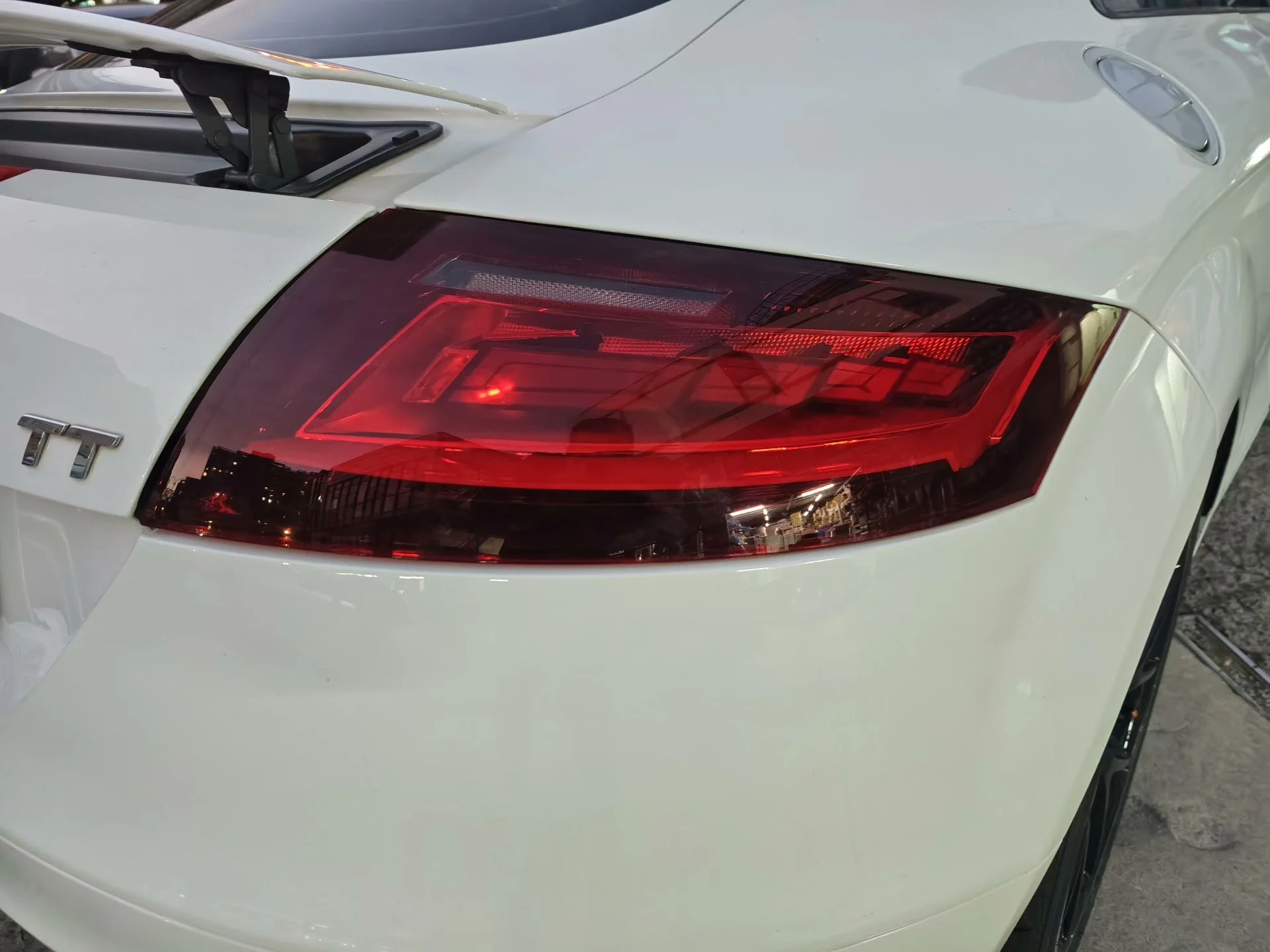 2006–2014 Audi TT Rear LED Tail Light Assembly – Dynamic Sequential Turn Signal & OLED Upgrade