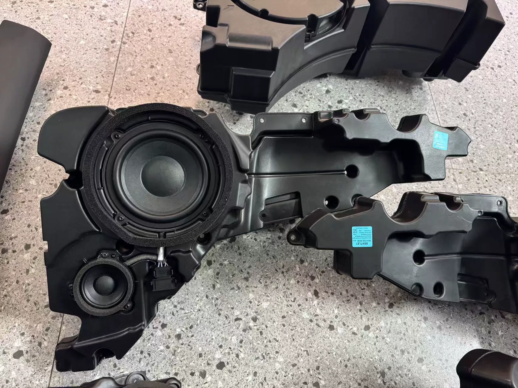 Genuine Bentley Bentayga Factory Naim Premium Audio System – Removed from Vehicle, Excellent Condition