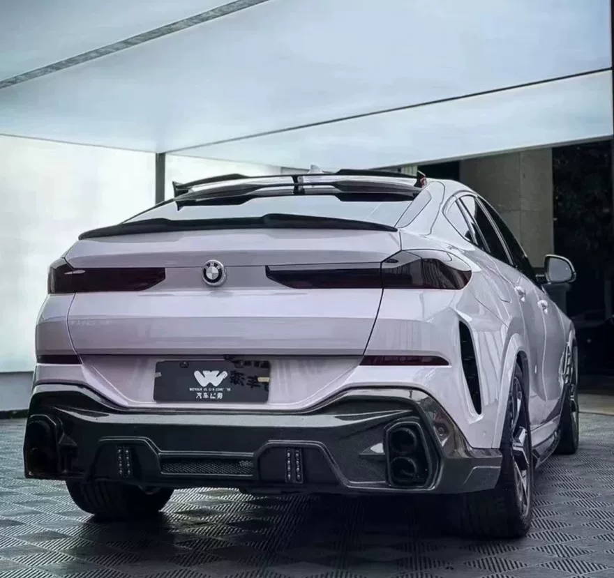 Kit de carroceria em fibra de carbono para BMW X6 G06