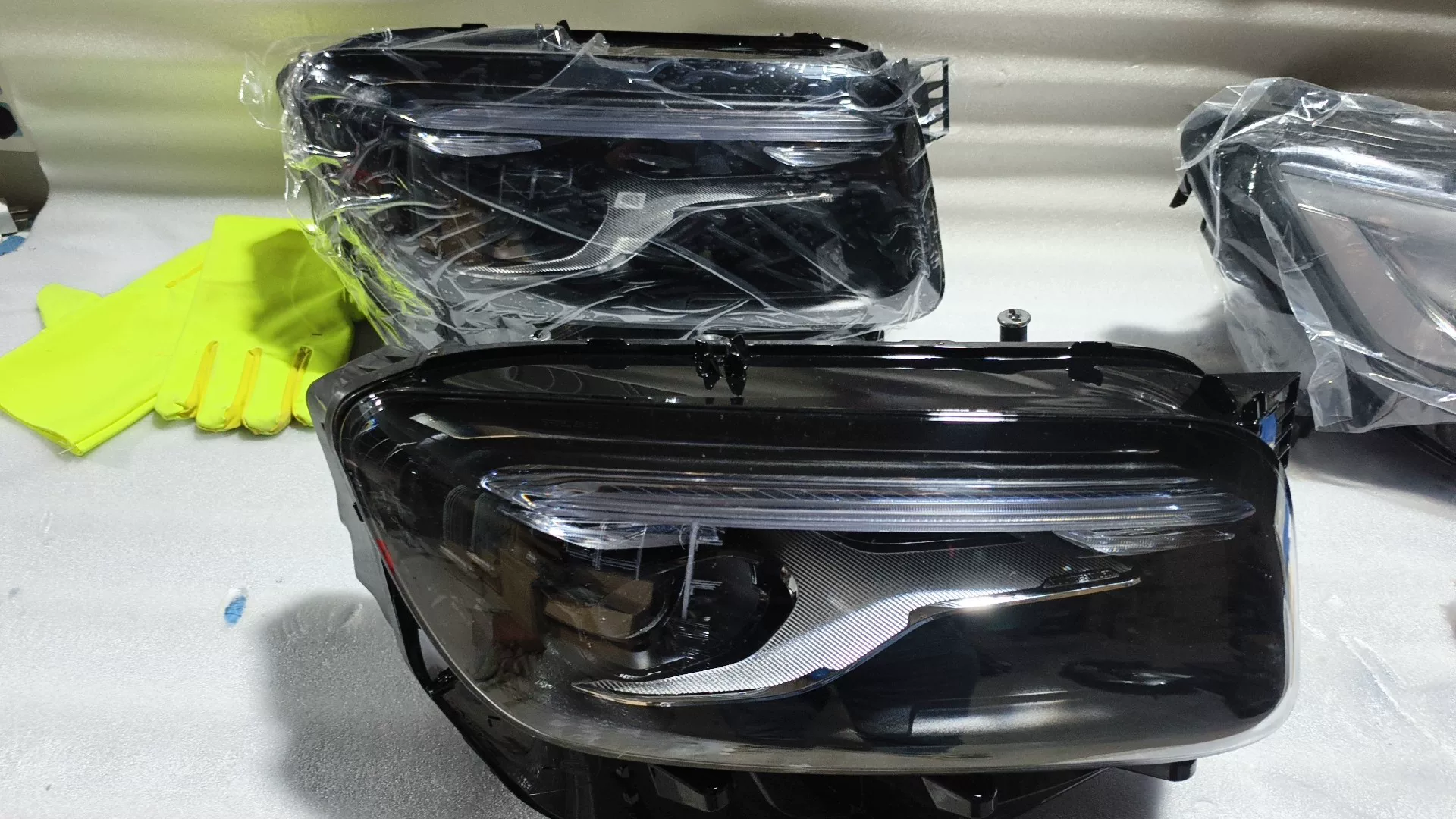 Mercedes-Benz GLB Class Adaptive LED Headlights (GLB200/GLB220/GLB35)