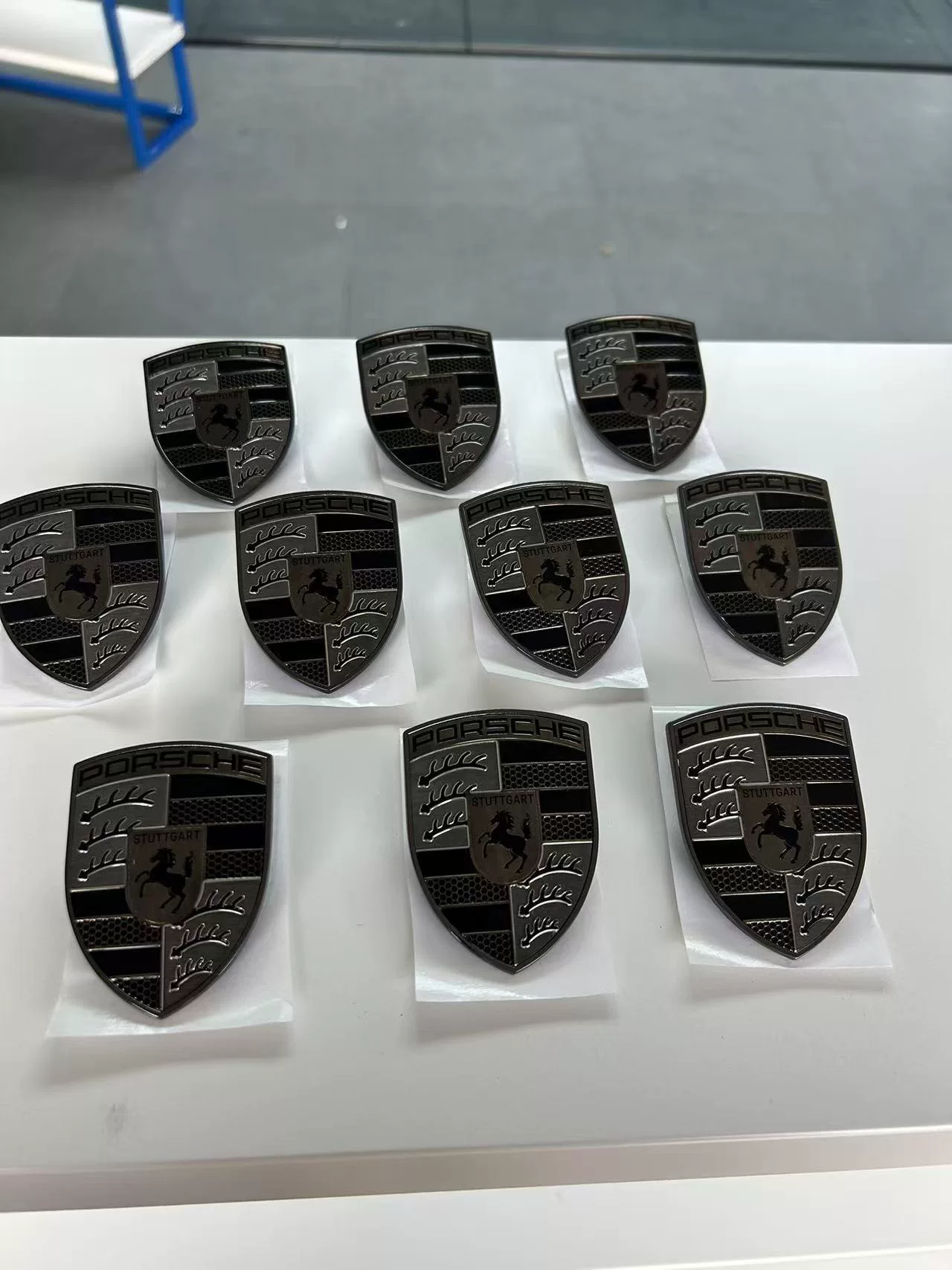 Porsche Black Hood Crest Emblem – Turbo Nite Style for Taycan, 992, Cayenne, Macan, Panamera, 718 & 911