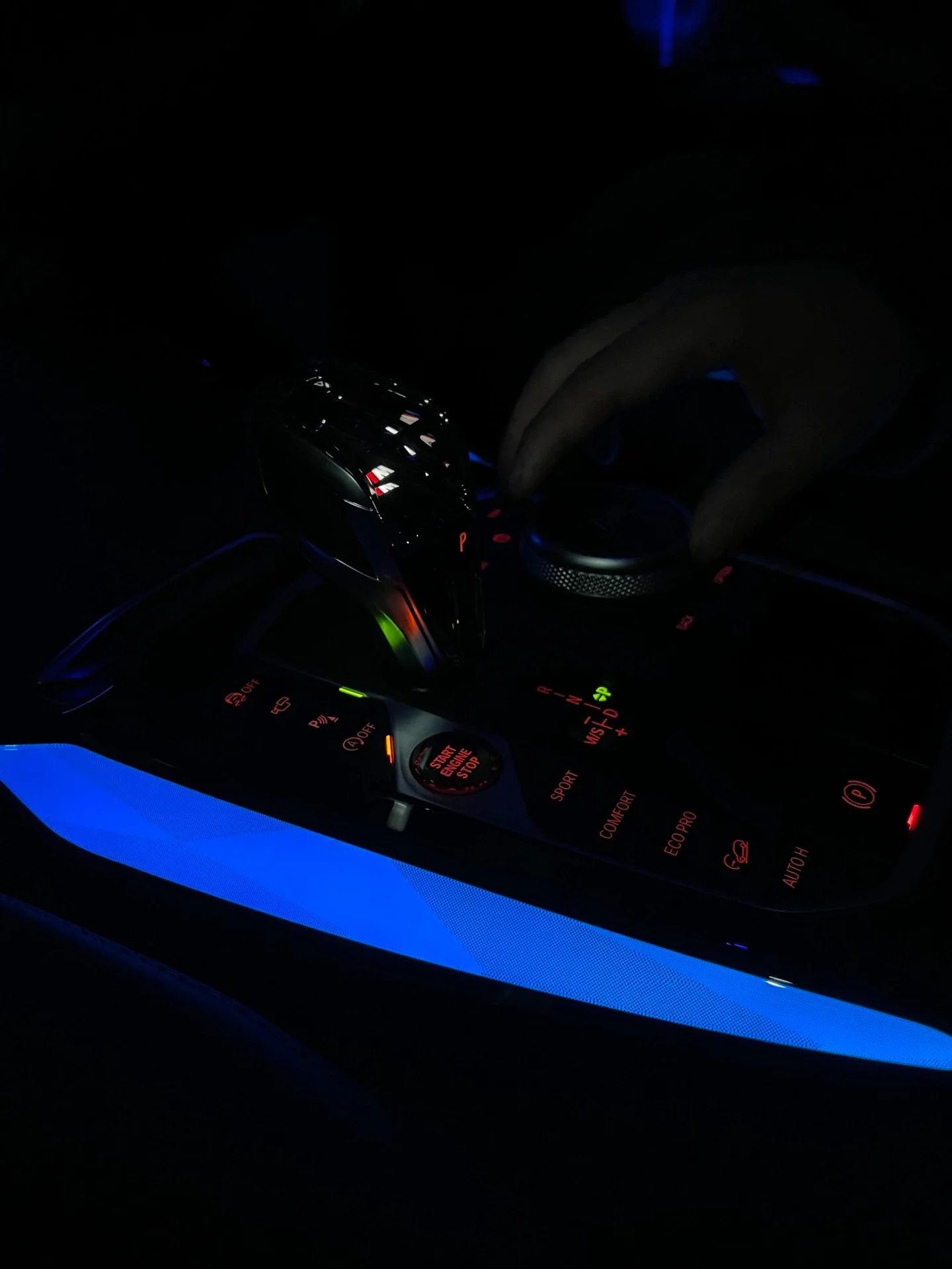 BMW G08 X3/X4 iX3 Interior Crystal Saddle Light Kit – RGB Ambient LED Console Trim with Illuminated 'X' Logo