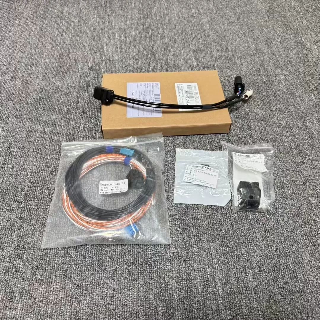 Porsche OEM Rear View Camera Kit for 718 / 911 (992) / Macan