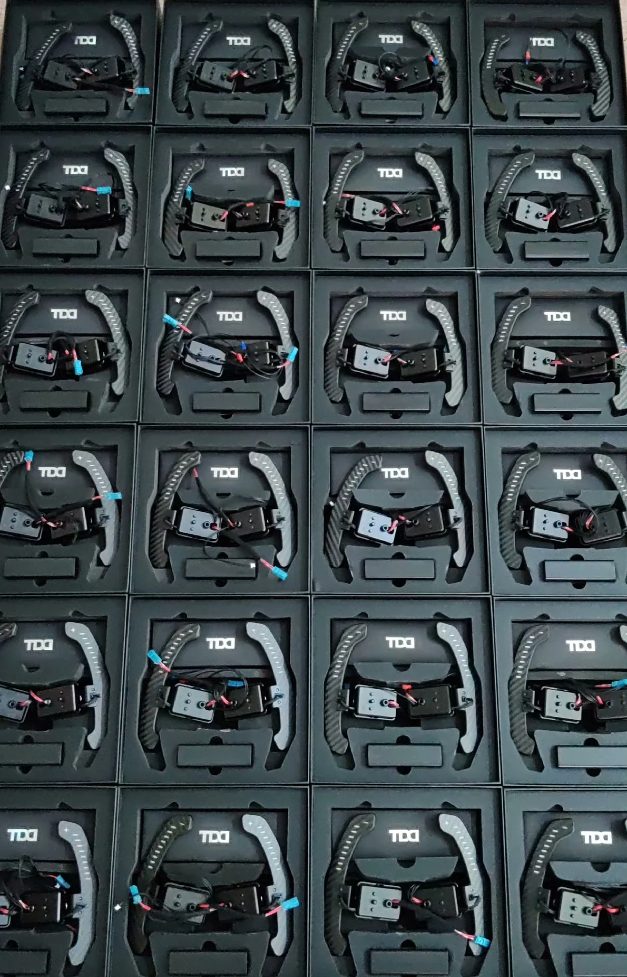 Magnetic LED Paddle Shifters for BMW – Customizable RGB Lighting, Plug-and-Play Installation